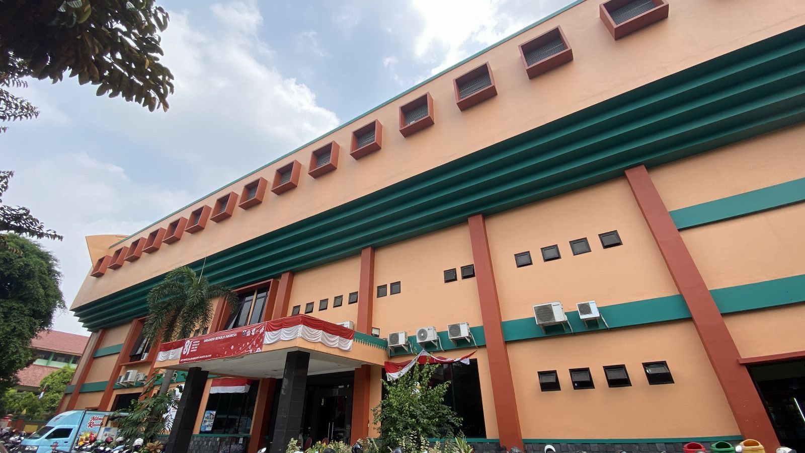 Foto Utama