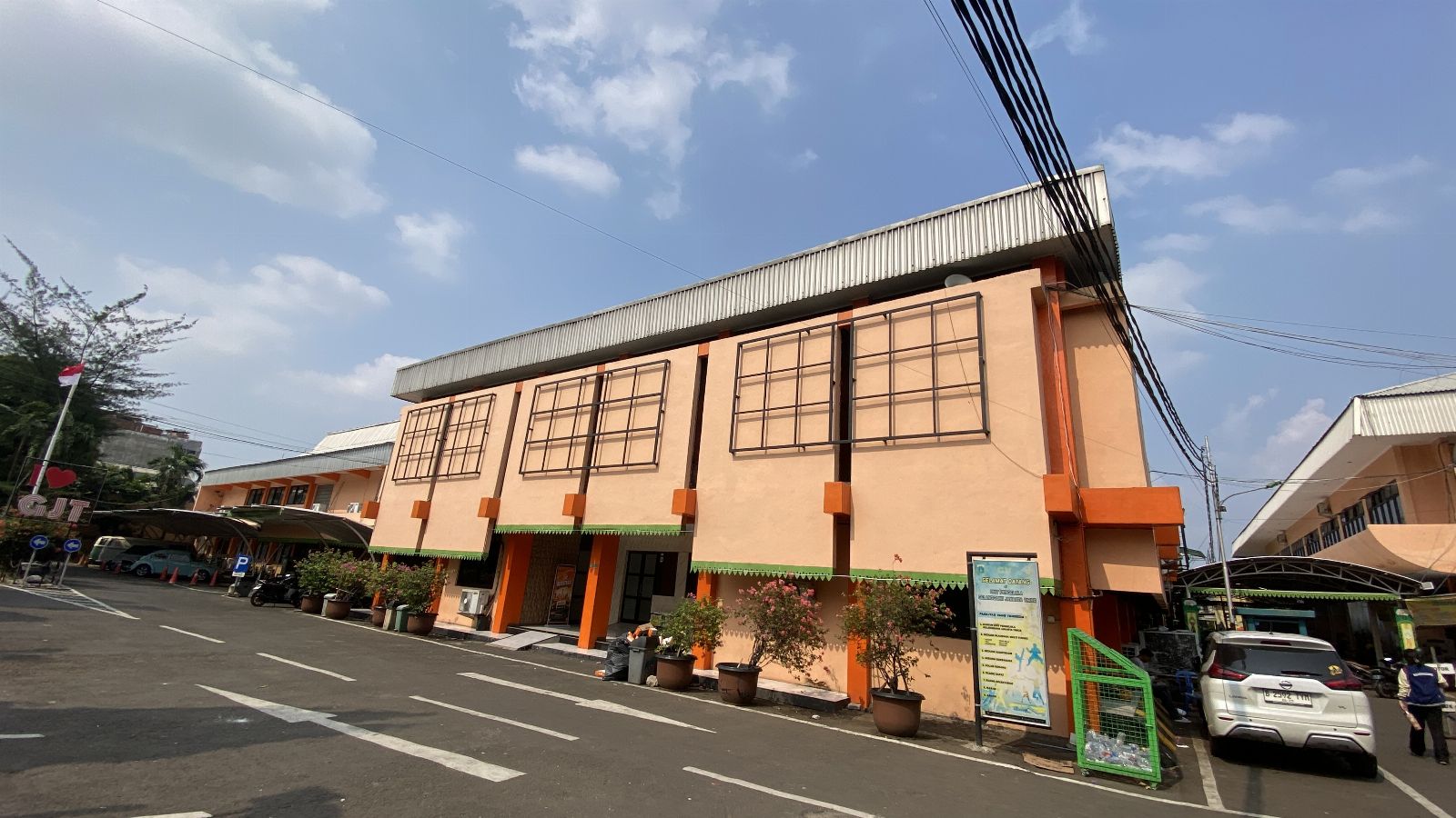 Foto Utama